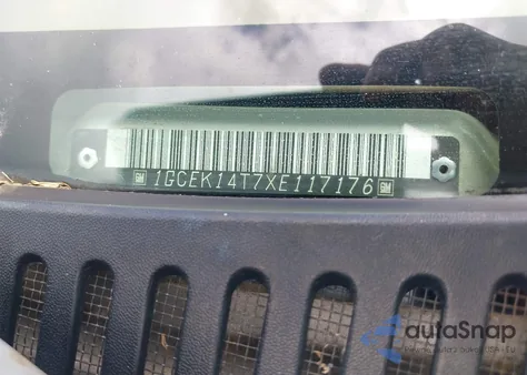 1999 Chevrolet Silverado 1500 Ls z USA, uszkodzony, nr VIN 1GCEK14T7XE117176